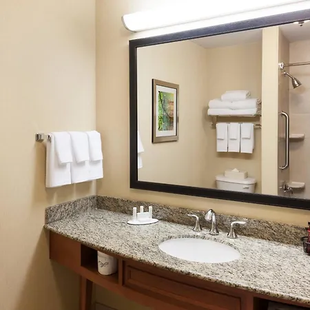 Fairfield Inn & Suites Jacksonville Butler Boulevard Exterior photo